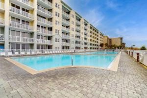 Waters Edge 408