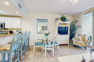 Waters Edge 408
