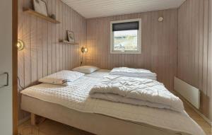Awesome Home In Ebeltoft With Wifi
