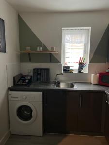 Crescent Apartment - Two bedroom