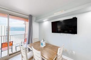 Shores of Panama, Unit 2104