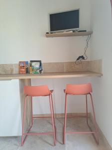 Studio cosy avec terrasse et magnifique vue sur le Luberon