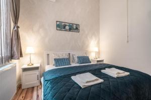 Charming Suite-2BR Luxury Stay nr Basilica & Opera