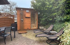 Nice Home In Waren Müritz With Wifi