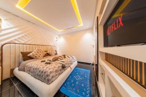 2BR NEW Luxury apartment & AC Balcony, CityCenter