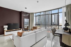 Silkhaus Vacation Homes Modern 2BDR Flat in Julphar Tower