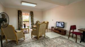 Enjoy a distinctive stay next to the Museum of Civilization Our luxury apartment in Fustat City combines comfort and culture in a wonderful location near the Fustat Hills and Gardens in Central Cairo