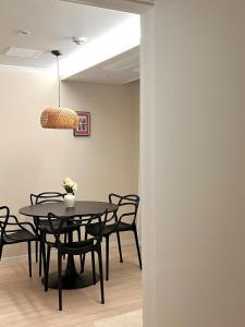 201 Newly Opened Yeonnam Hongdae 5 minutes airport bus Yeonhui 4person studio sunny and quiet stay