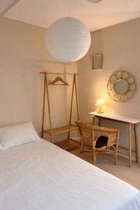 201 Newly Opened Yeonnam Hongdae 5 minutes airport bus Yeonhui 4person studio sunny and quiet stay
