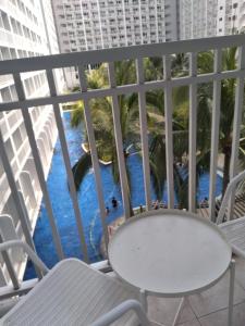 Cozy Stay at Shore Residences MOA Complex