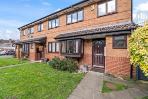 #126 Cosy 5 mins to Coventry Cathedral -sleeps 7- Perfect for Families and Contractors - Free Parking