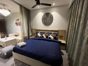 Hotel Nova Suites - Luxurious Stay In Noida
