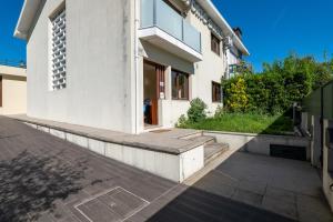 Maia Oporto Suites