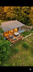Chalet isolé avec jacuzzi et vue panoramique