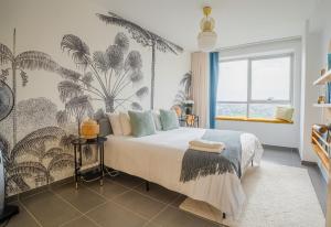 Hilton Sea View Top Floor
