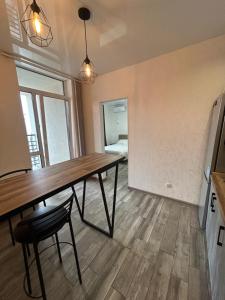 La Family Жк республіка