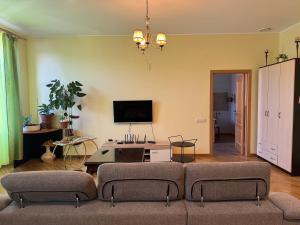 ERNESTA Grand Apartment with balcony 90m, large living room with kitchen, 2 bedrooms