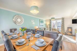 4 Bed in Seahouses oc-nb618