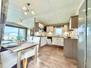 Oaklands Holiday Park