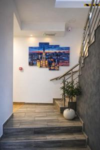 Natoševićeva 7 rooms with bathroom,spa and pool ON REQUEST, PARKING ON REQUEST