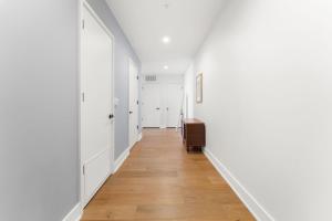 Luxury Downtown Austin Condo Near Rainey St by Barcle