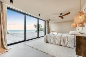 5 Bed in Bexhill-on-Sea oc-c32704