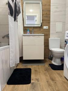 Затишна квартира в Центрі! Новий двір - Galka Apartment