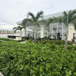 Serena Del Mar muy cerca a la Playa