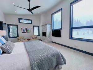 QR165 - Vista Azul Hideaway