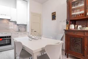 1993 Appartamento Anfiteatro Lucca