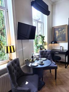 Midcoast Wohnung „THE BLACK“