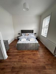 Beautiful Cozy Central Family Guest Home