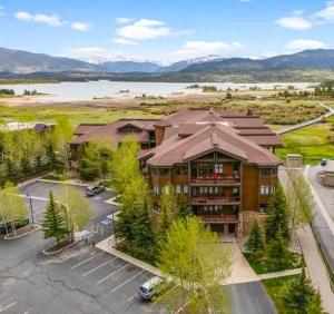 TLC406 - Timberline Cove Lakeside Condo