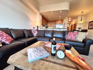 TLC406 - Timberline Cove Lakeside Condo