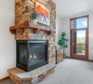 TLC406 - Timberline Cove Lakeside Condo