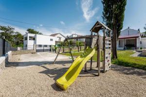 Villa Malinka Private Pool 150m to Beach Garden & BBQ