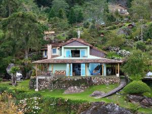 Casa espetacular com piscina e área gourmet com churrasqueira