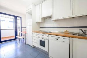 Estepona Port Bullring and Beach 2 Parkings