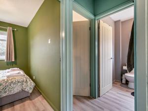 2 Bed in Swansea oc-90367