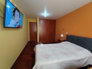 Habitación H3, TV y WIFI cerca a Barranco
