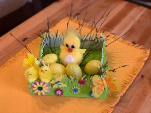 Russet & Rowanberry - Rowanberry Retreat