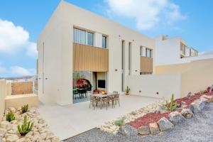 Villa Los Linos Heated Pool - 2 Min Walk Beach