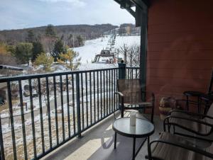 Mt. Slope Great View 1 Bed Condo