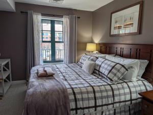 Mt. Slope Great View 1 Bed Condo