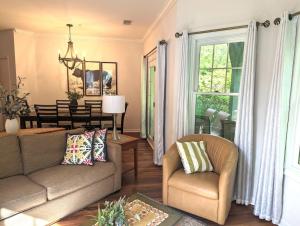 Country Chic New 2 Bed 2 Bath