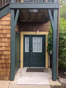 Country Chic New 2 Bed 2 Bath