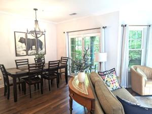 Country Chic New 2 Bed 2 Bath