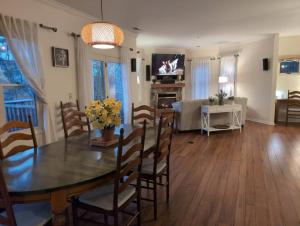 3 Bed 2 Bath on the Sanctuary side, cozy retreat