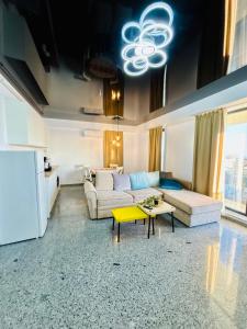 B1 Tower Apartments & Studio