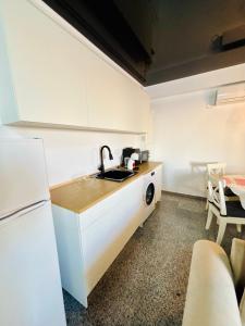 B1 Tower Apartments & Studio